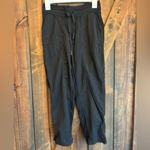 lululemon athletica Mid-Rise Studio 7/8 length Pants